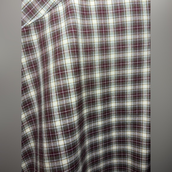LL Bean XL Tall Wrinkle Res Plaid Long Sleeve Button Up Outdoor Fishing Hiking - Picture 3 of 4